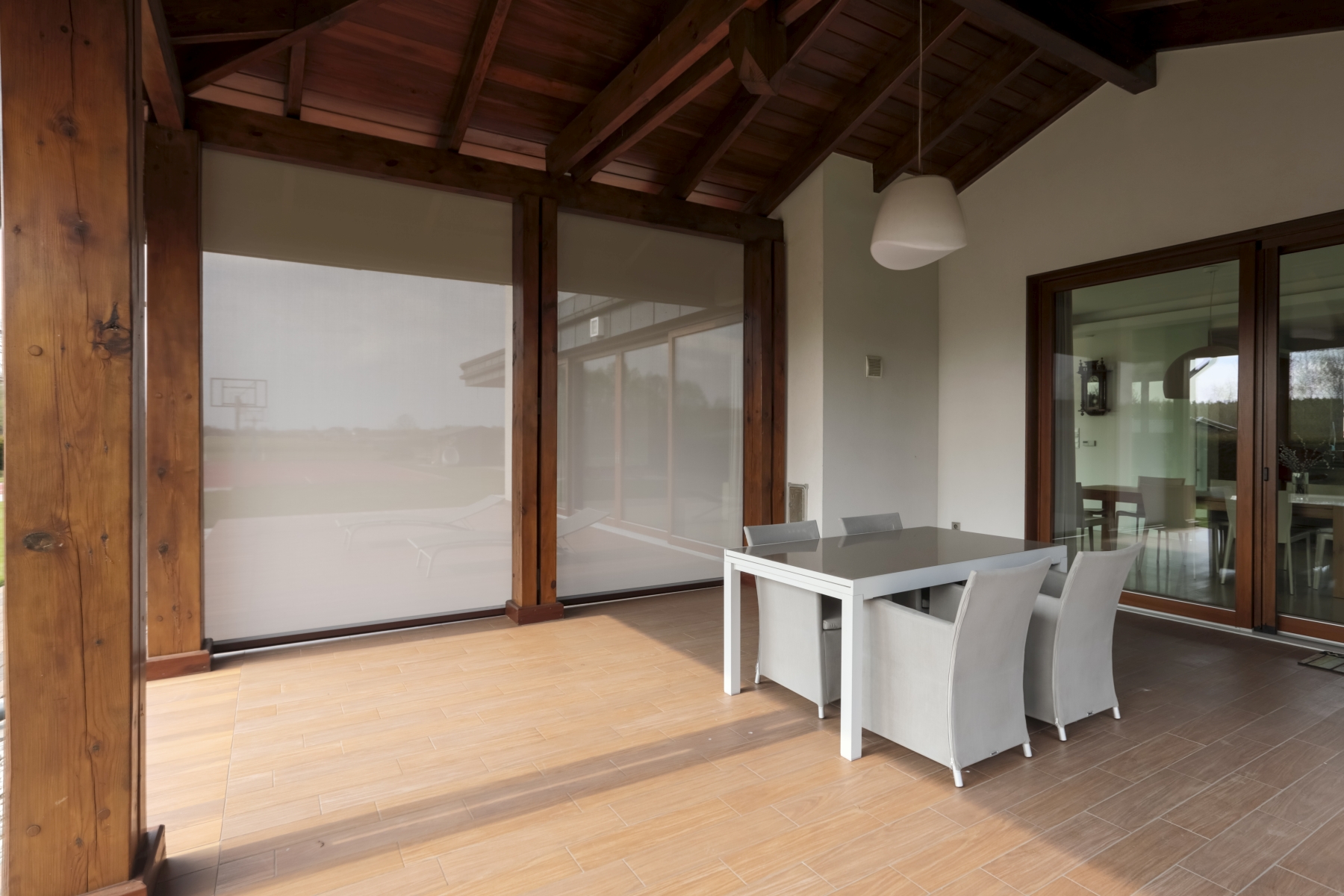 SCREEN external roller blind