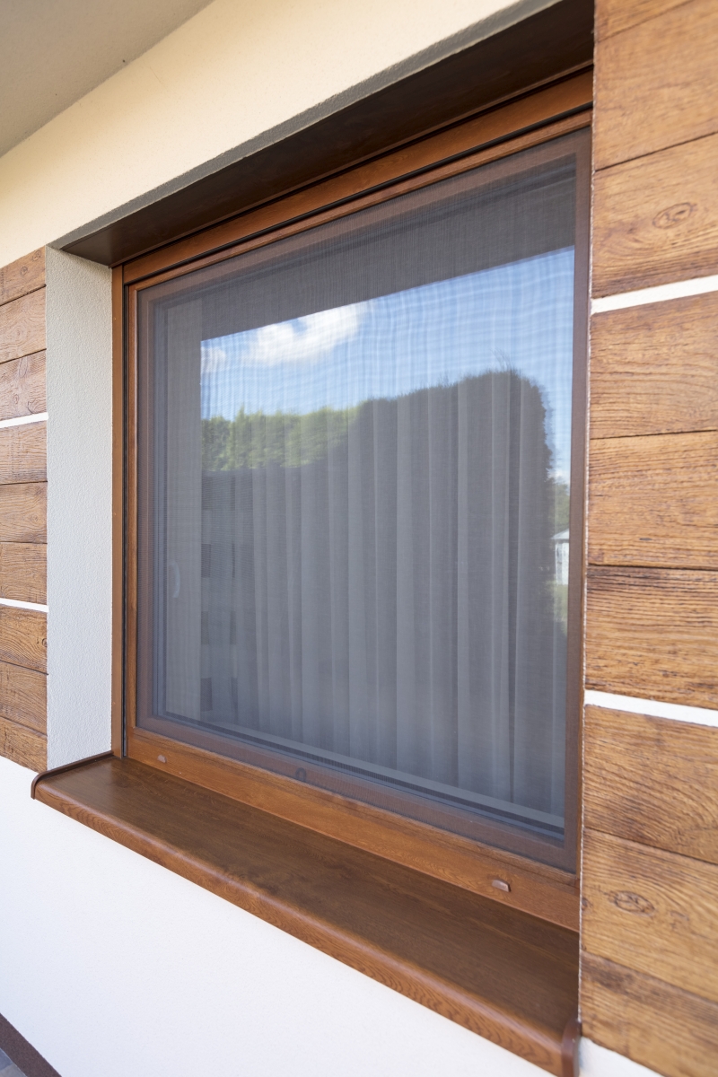 Moskitiery okienne i drzwiowe - tarasowe i balkonowe